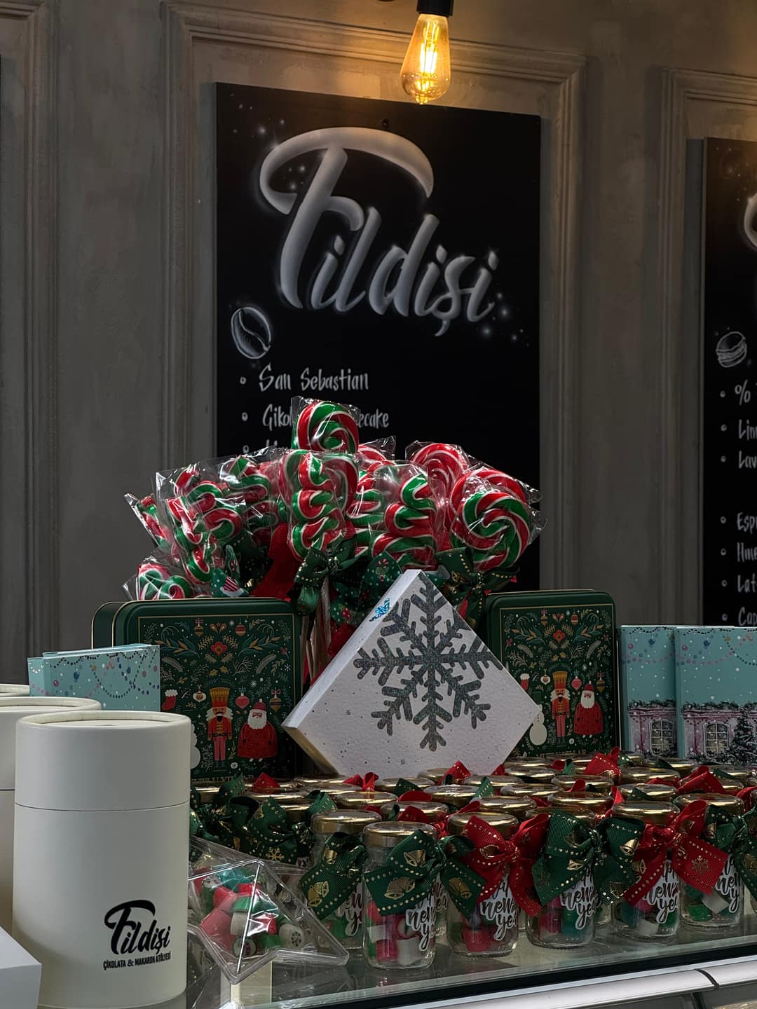 Fildişi Chocolate & Macaron Atelier — handmade chocolate and macaron 1